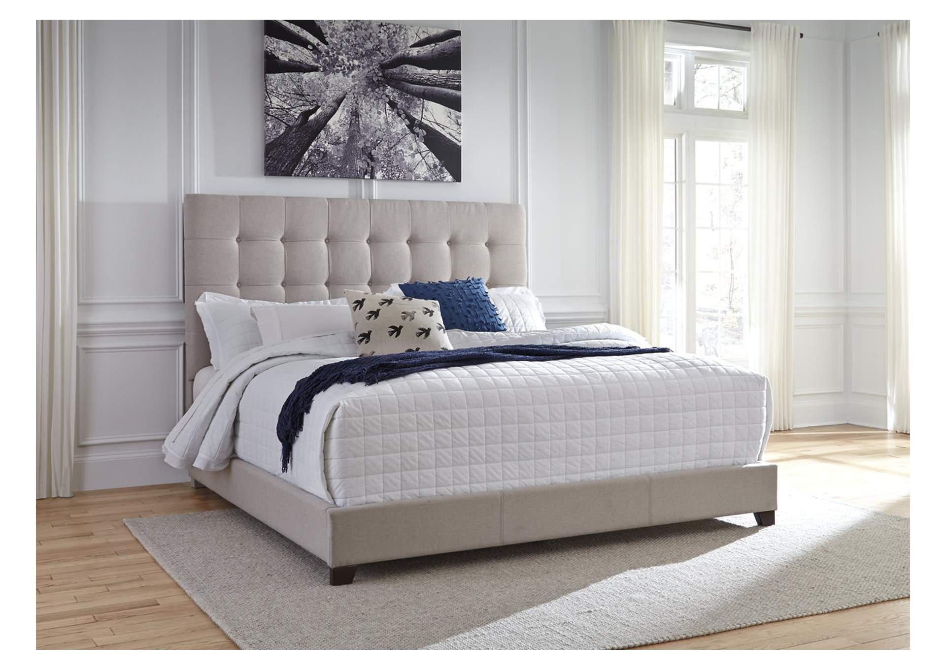 Dolante King Upholstered Bed,Signature Design By Ashley